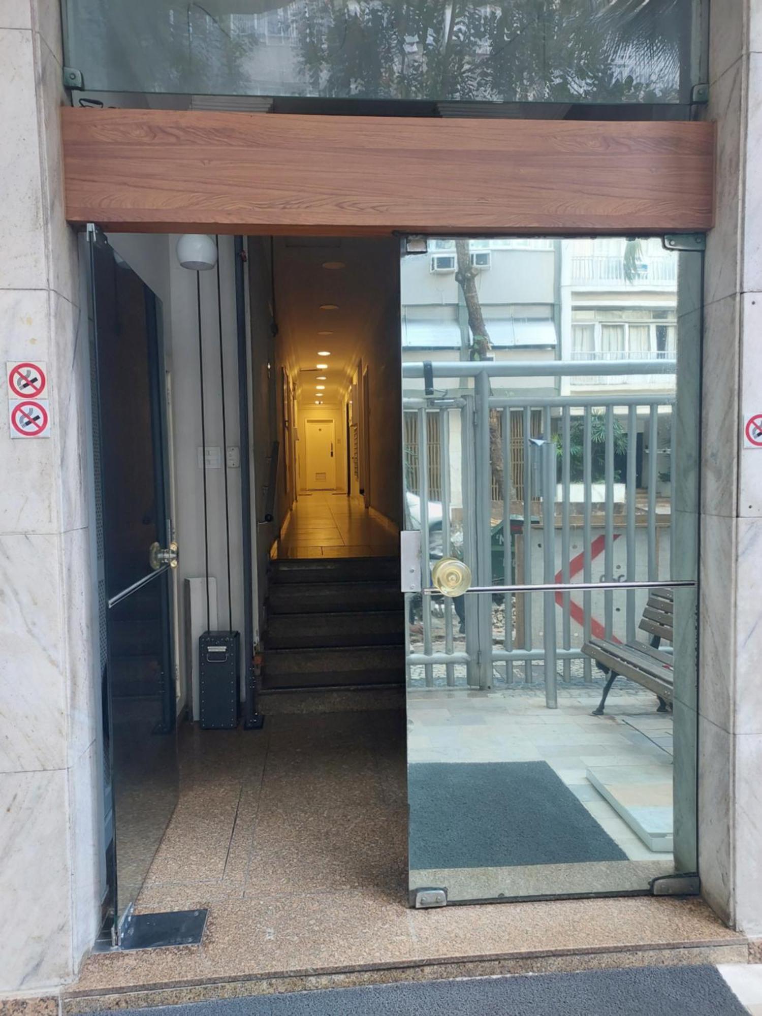 Ipanema Posto8 Com 1quarto E 1mesanino Flat40m2 Rua Fasano Apartamento